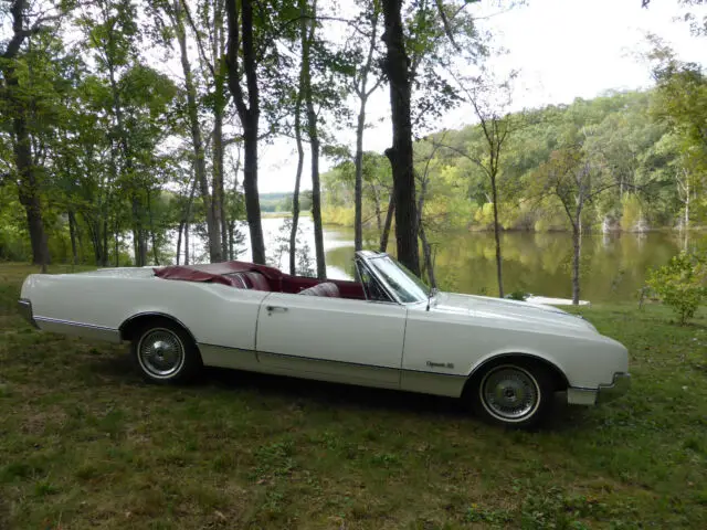 1966 Oldsmobile Eighty-Eight Convertible