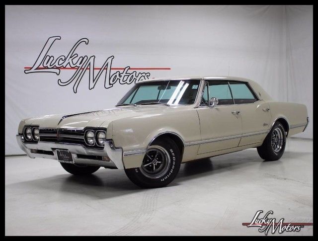 1966 Oldsmobile Cutlass Sedan