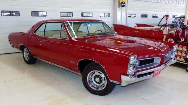 1966 Pontiac GTO --