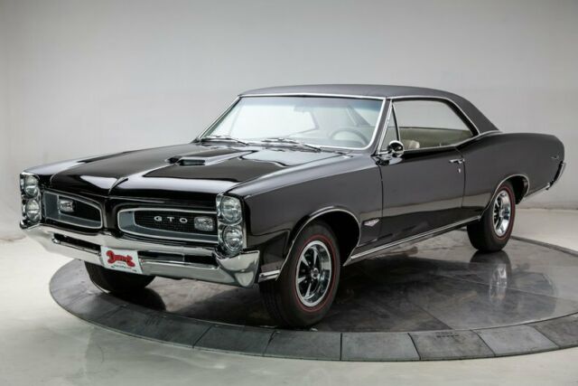 1966 Pontiac GTO --