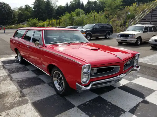 1966 Pontiac Tempest wagon