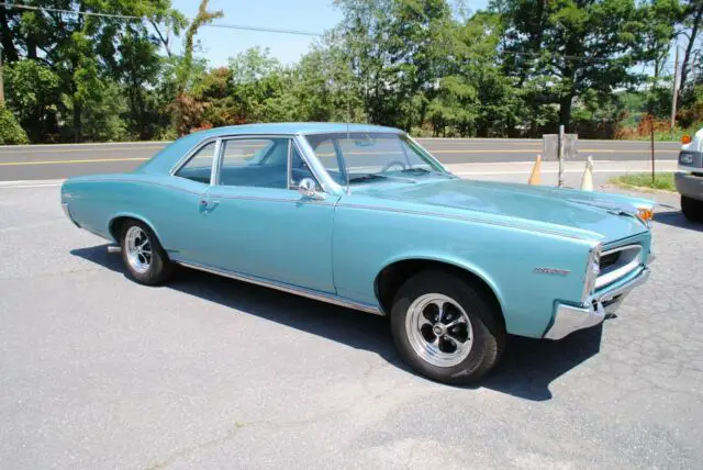 1966 Pontiac Tempest Custom