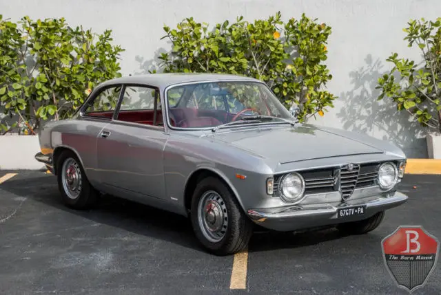 1967 Alfa Romeo Sprint Veloce --