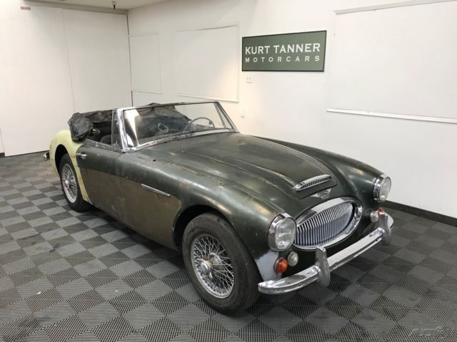 1967 Austin Healey 3000 4-SPEED WITH OVERDRIVE. 60-SPOKE WIRES