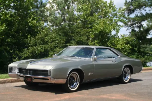 1967 Buick Riviera GS