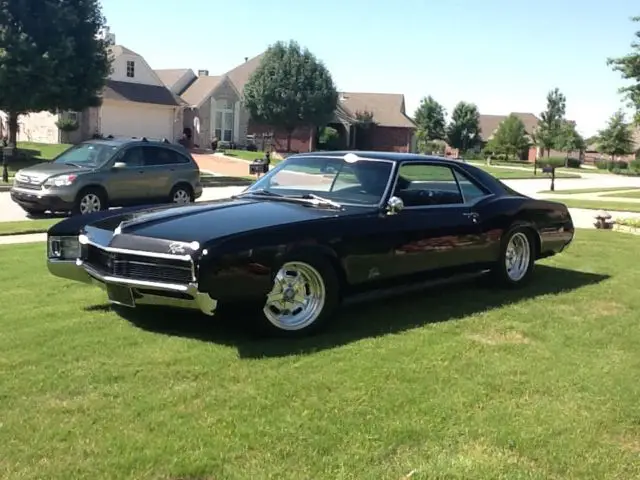 Buick Riviera Black