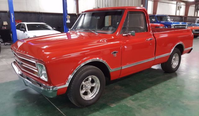 1967 Chevrolet C-10 SWB Pickup