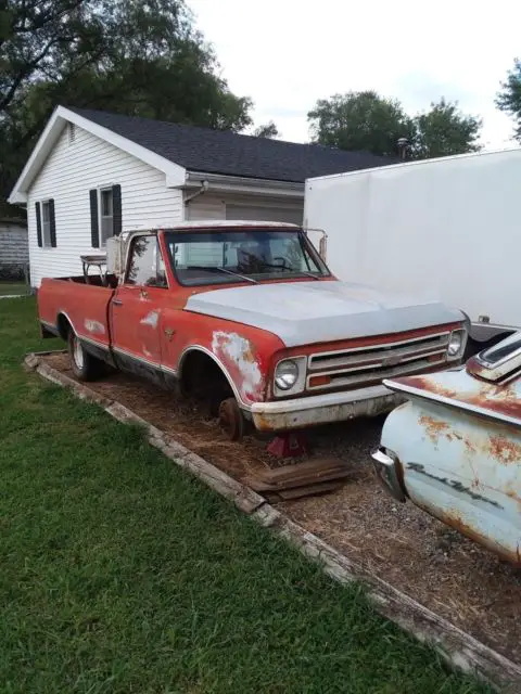 1967 Chevrolet C-10 Side moldings