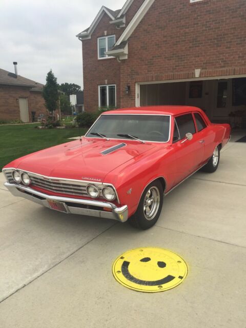 1967 Chevrolet Chevelle 300 post