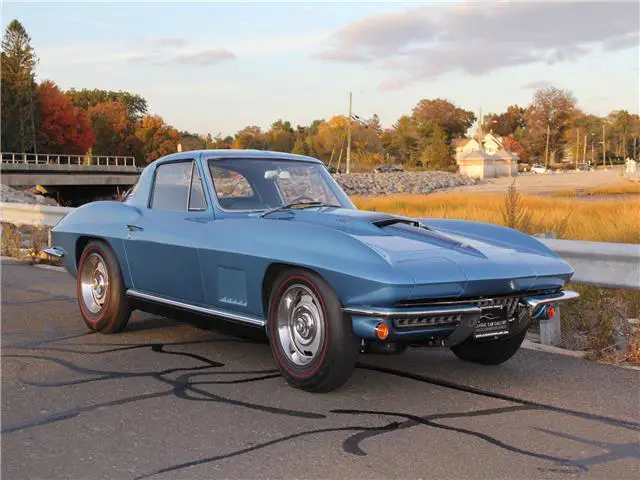 1967 Chevrolet Corvette BLUE