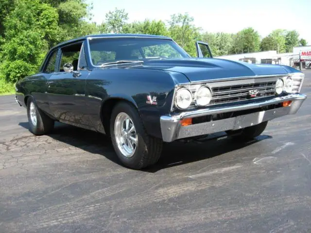 1967 Chevrolet Chevelle Sedan 300