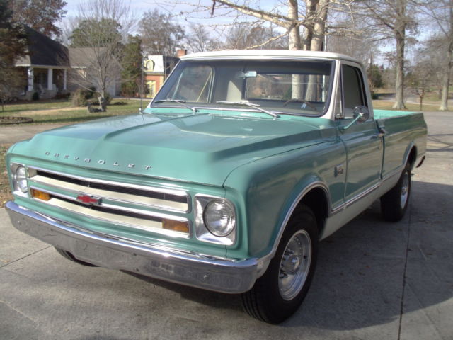 1967 Chevrolet C/K Pickup 2500