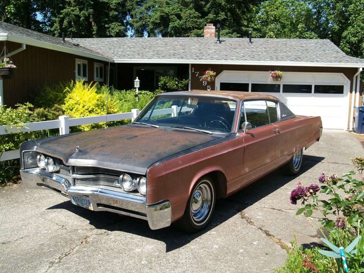 1967 Chrysler 300 Series 2 Door Hardtop