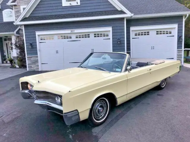 1967 Chrysler 300 Series