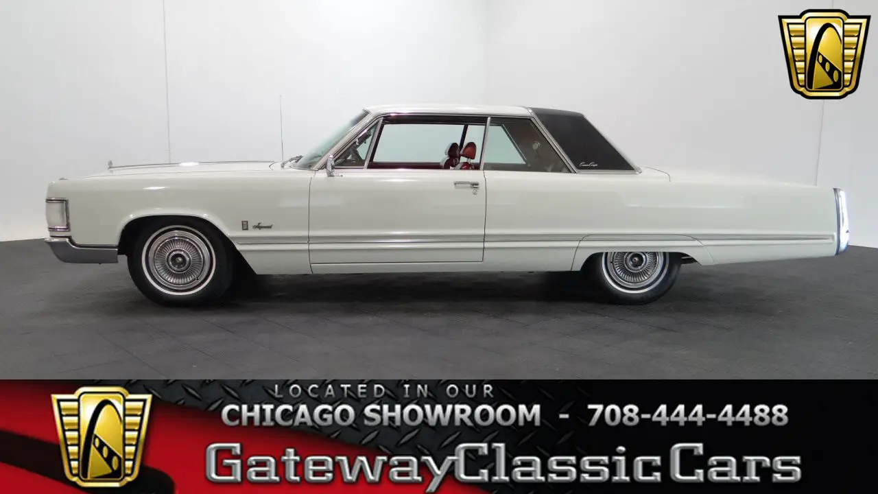 1967 Chrysler Imperial Crown Coupe