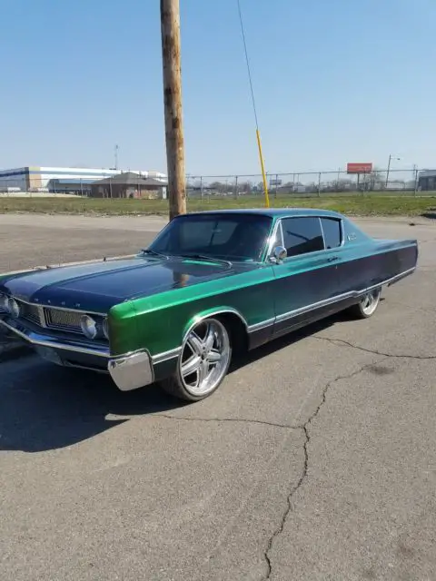 1967 Chrysler Newport 383 , hardtop coupe