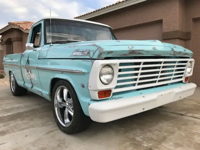 1967 Ford F-100 custom cab