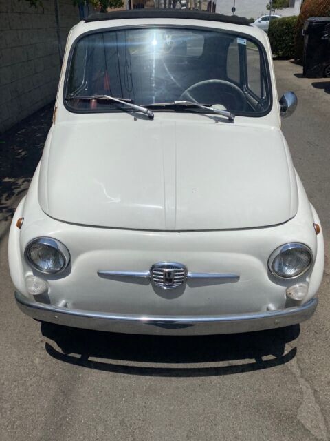 1967 Fiat 500 nuava