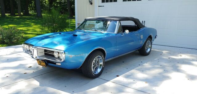 1967 Pontiac Firebird 400 TRIBUTE