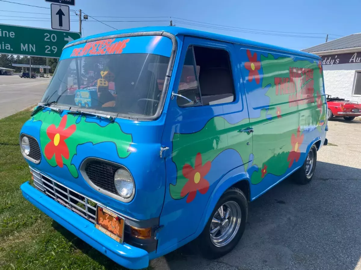 1967 Ford E-Series Van MYSTERY MACHINE Scooby Doo HD Video!