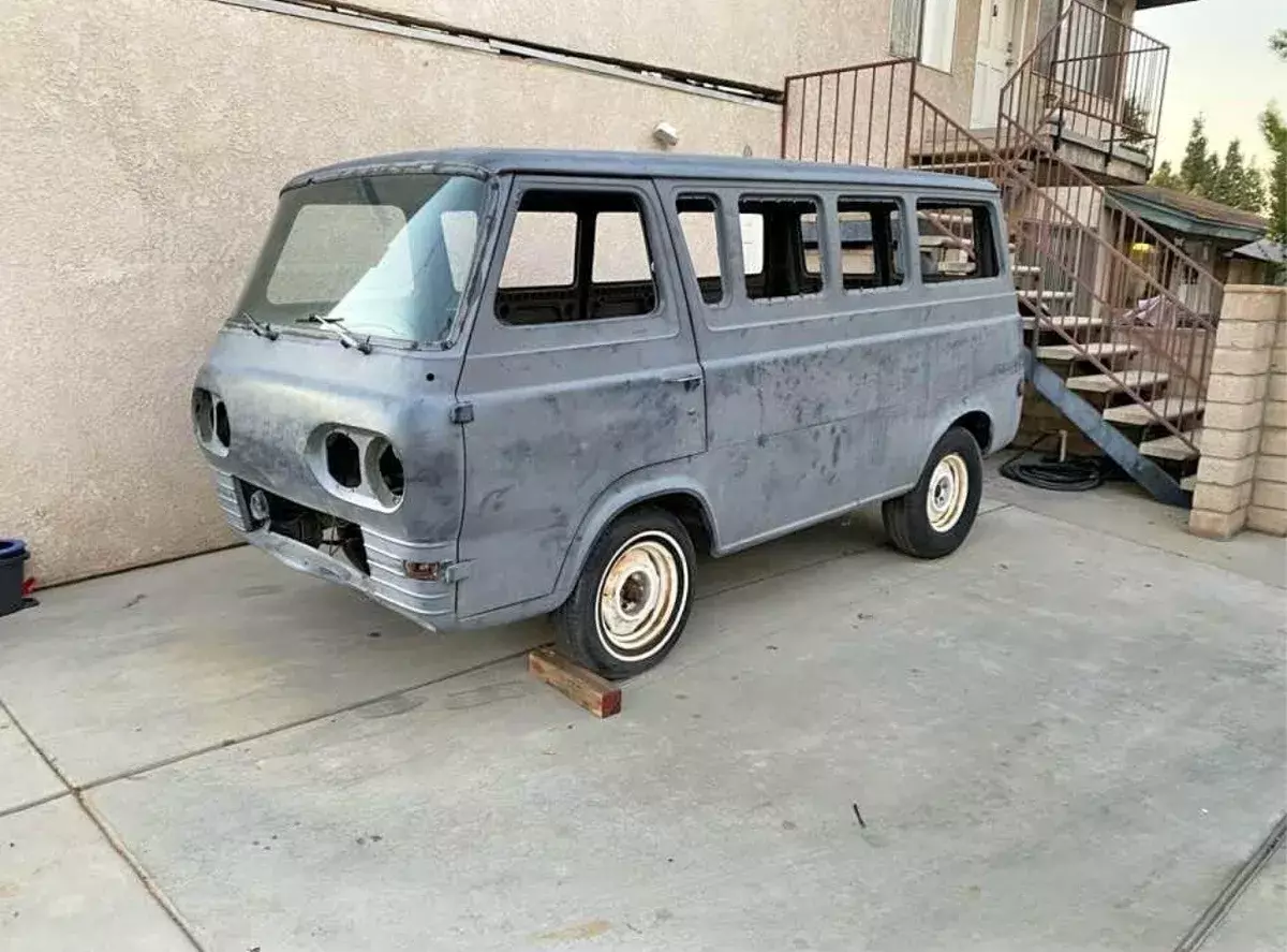 1967 Ford Econoline