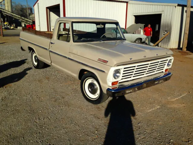 1967 Ford F-100