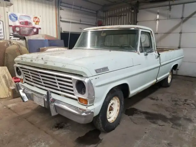 1967 Ford F-100