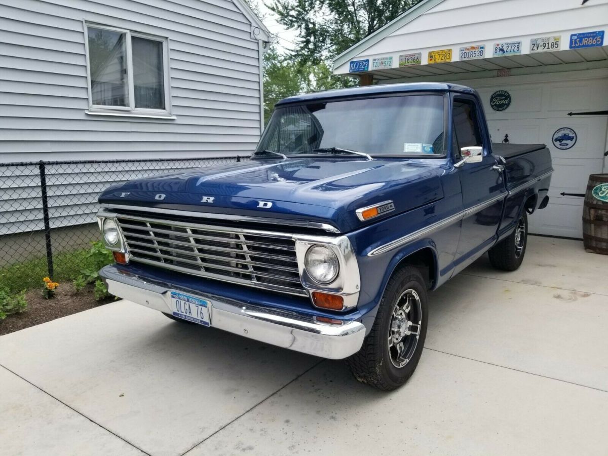 1967 Ford F-100 Short bed