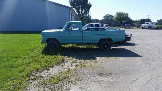 1967 Ford F-100