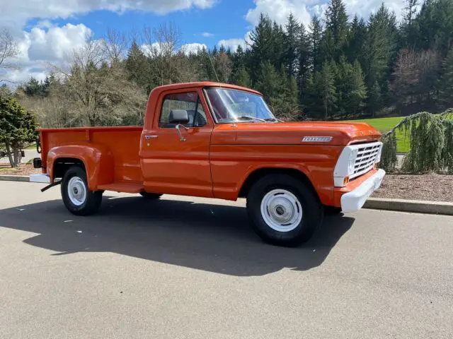 1967 Ford F-100