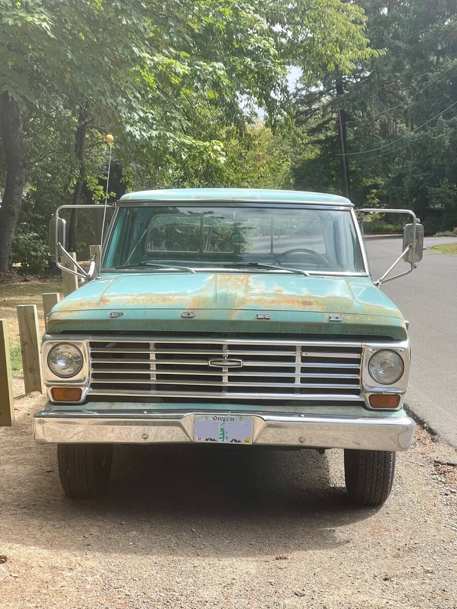 1967 Ford F250 Camper Special