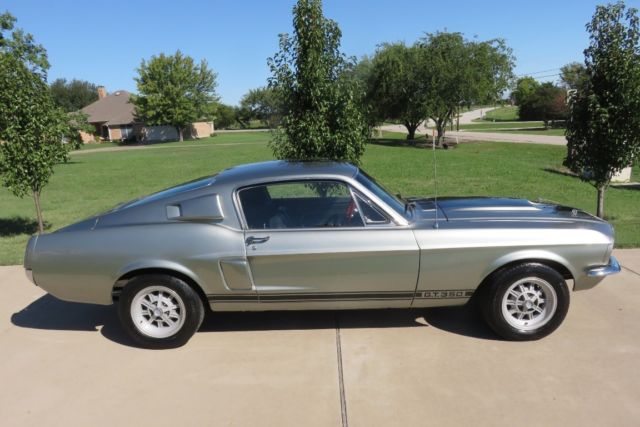 1967 Ford Mustang GT-350 Fastback