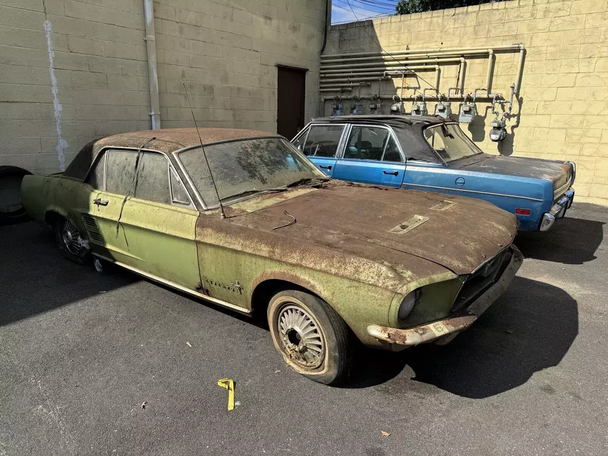 1967 Ford Mustang base