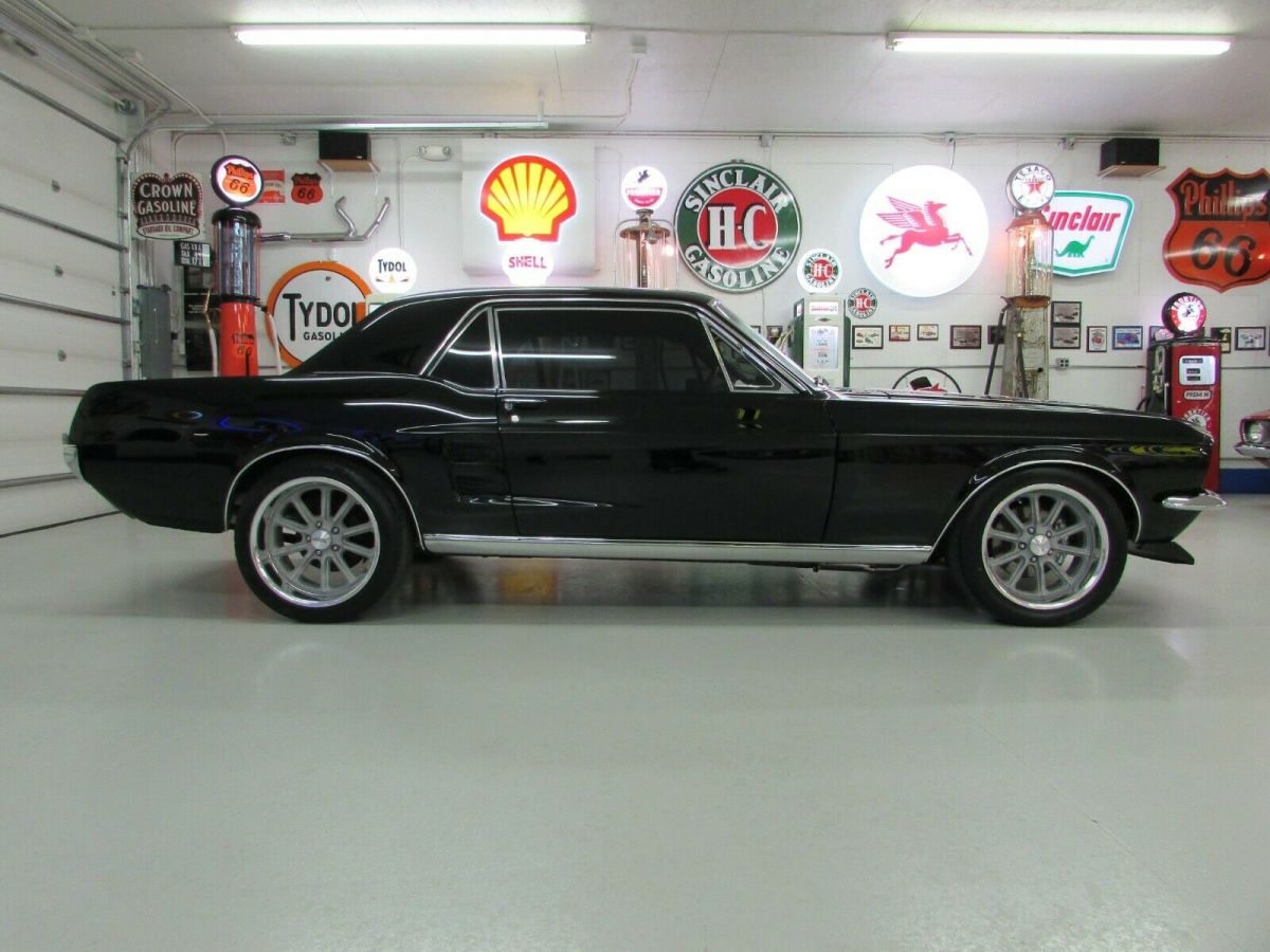 1967 Ford Mustang PRO MOD / PRO TOURING