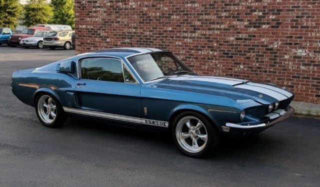 1967 Ford Mustang Shelby Tribute
