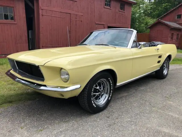 1967 Ford Mustang --