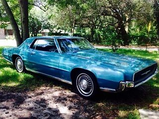 1967 Ford Thunderbird