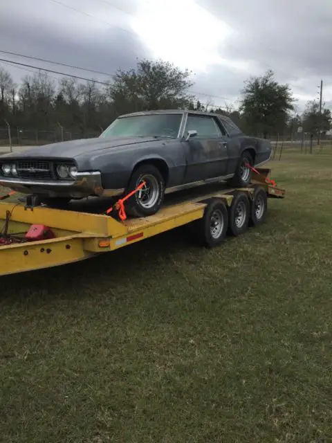 1967 Ford Thunderbird