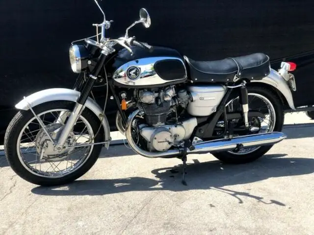 1967 Honda CB450KO THE BLACK BOMBER