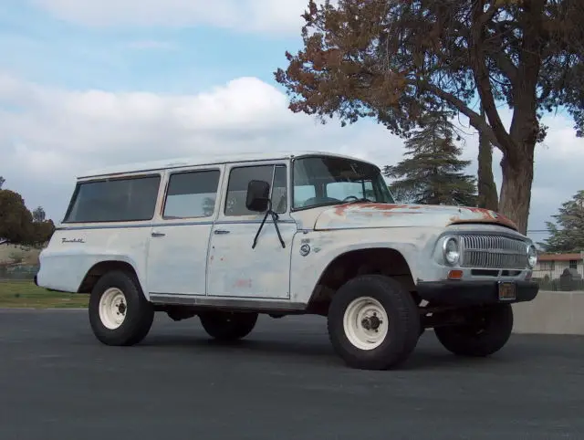 1967 International Harvester Travelall 1100 Custom