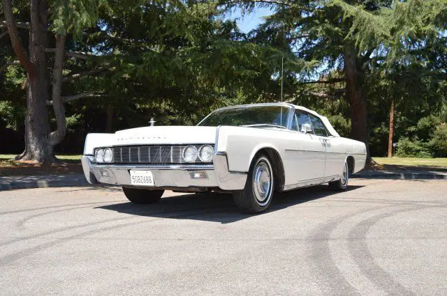 1967 Lincoln Continental --