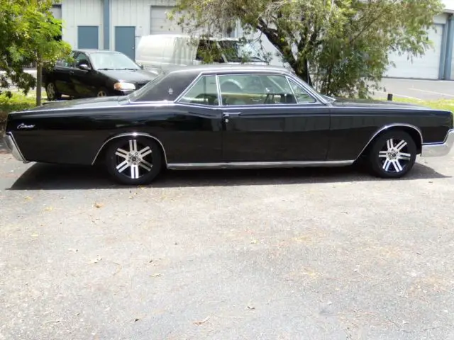 1967 Lincoln Continental COUPE