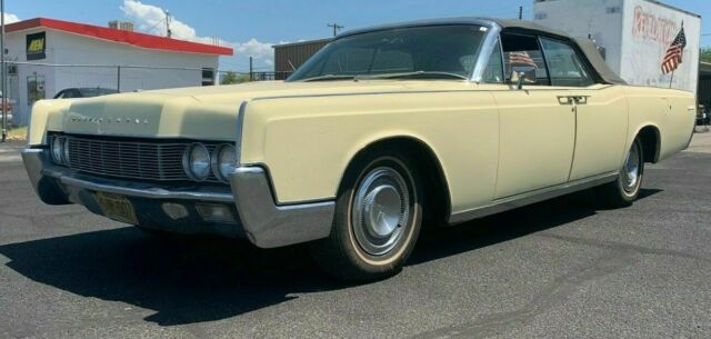 1967 Lincoln Continental