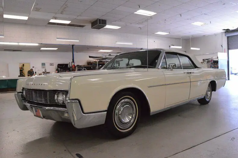 1967 Lincoln Continental