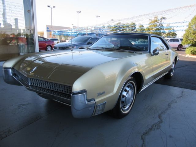 1967 Oldsmobile Toronado 2 Door Coupe