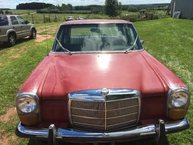 1967 Mercedes-Benz 200-Series