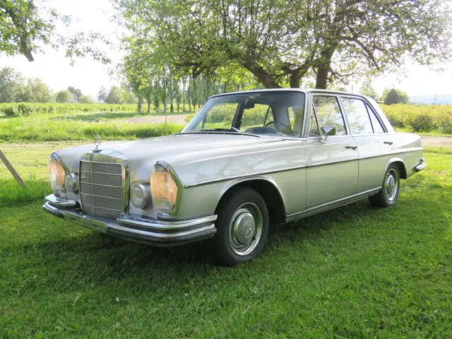 1967 Mercedes-Benz S-Class