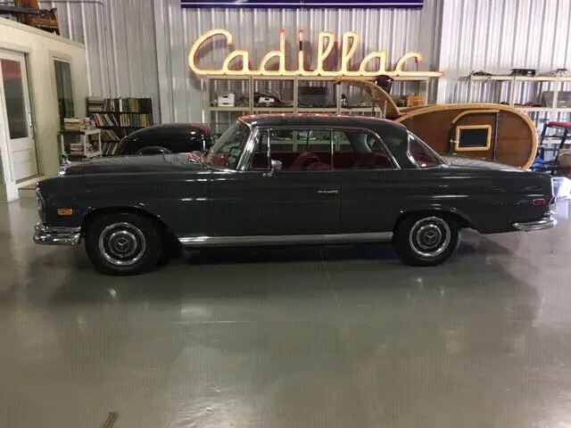 1967 Mercedes-Benz 250SE