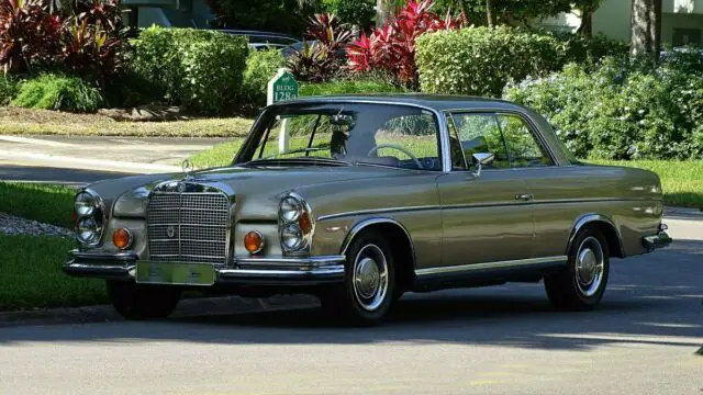 1967 Mercedes-Benz S-Class ORIGINAL FACTORY