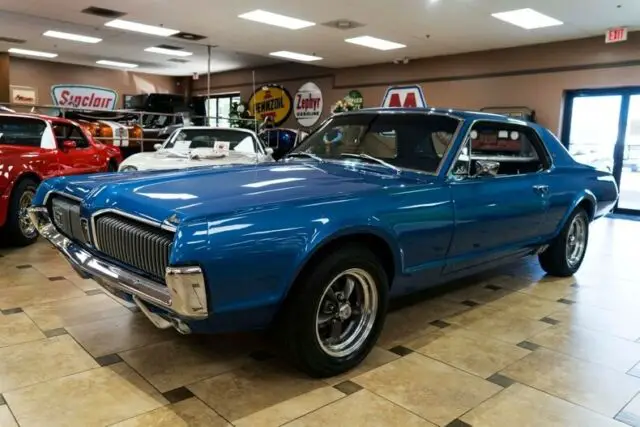 1967 Mercury Cougar XR7